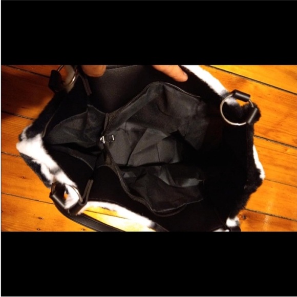 Fuzzy cow print Tote Bag - Picture 7 of 7